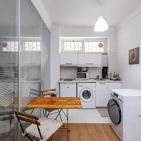 3 Apartment *